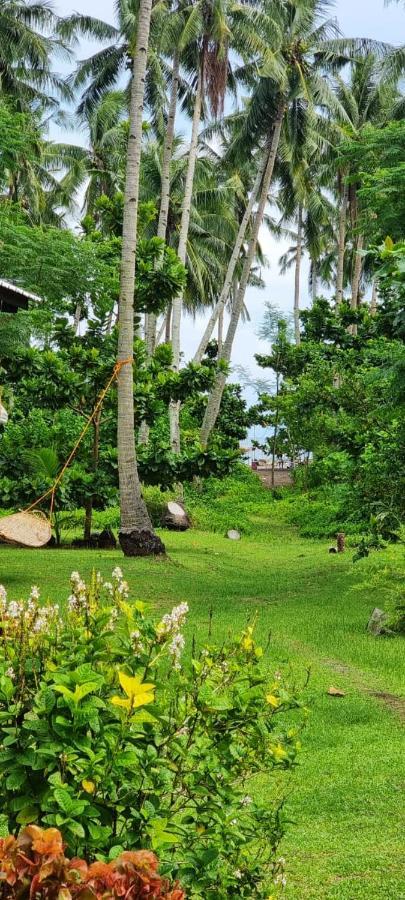 Bahandi Beach Lodge Mambajao Esterno foto
